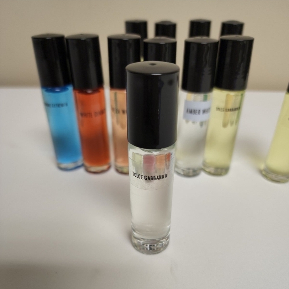 Similar To Dolce Gabbana Body Oil Fragrance 1/3oz Roll On Bottle